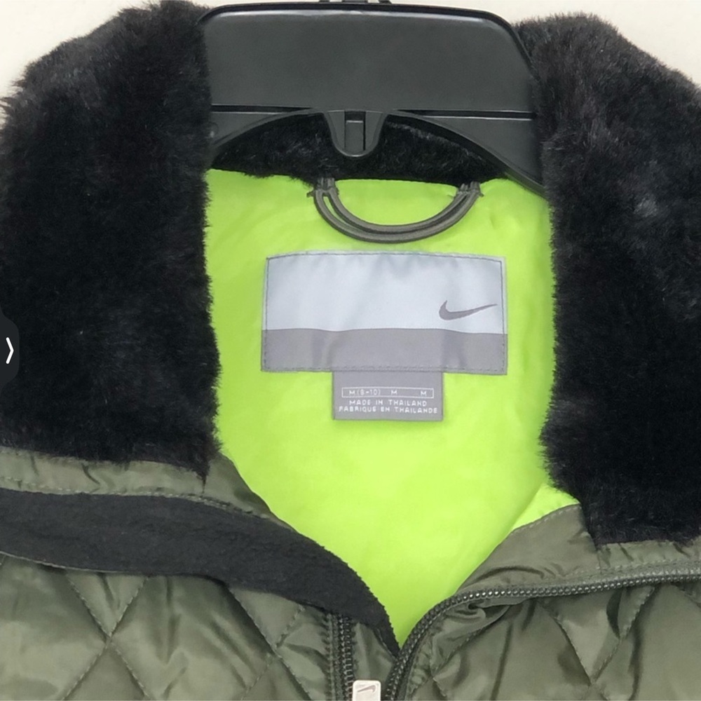 NIKE Women’s Neutral Green Quilted Puffer Vest with Fur Collar - Picture 11 of 14